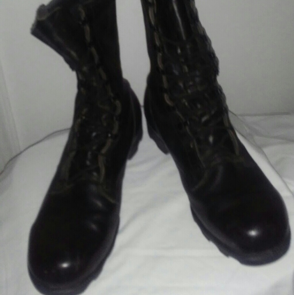 Men military boots